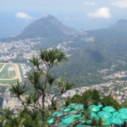 Blick auf Rio mit Favelas